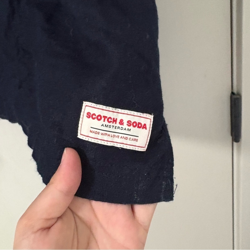 Linen Button-Up Shirt - Picture 10 of 10